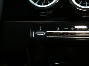 2019A(y) 200 r(sh) п؅^(q)