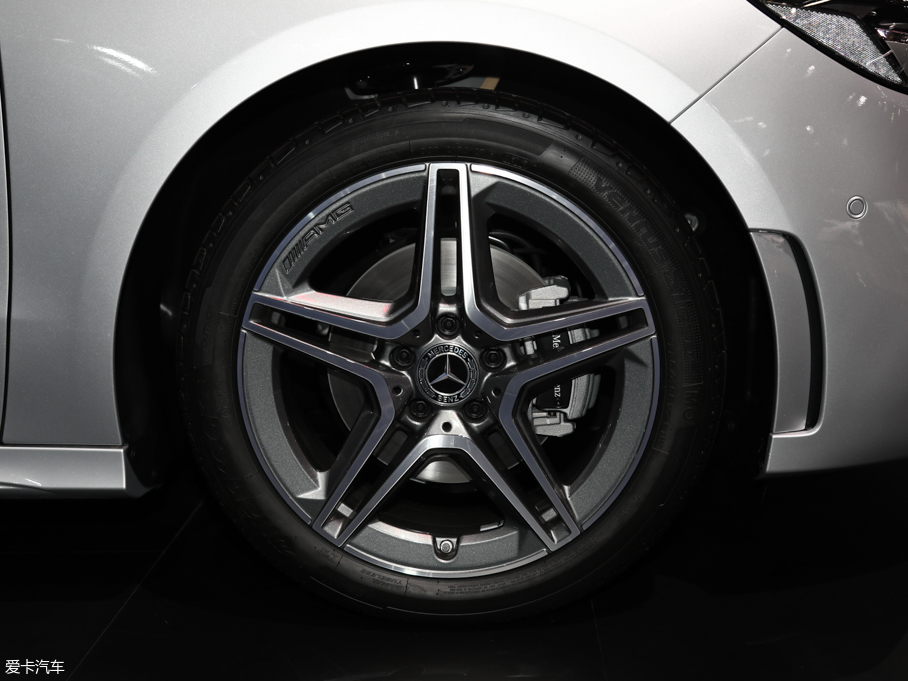 2020YB B 200 Sport