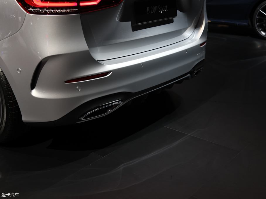 2020YB B 200 Sport