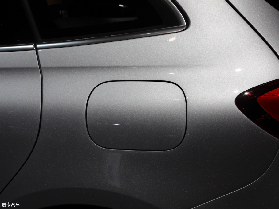 2020YB B 200 Sport