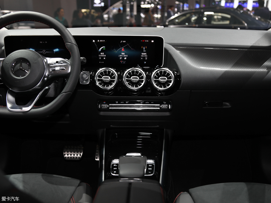 2020YB B 200 Sport