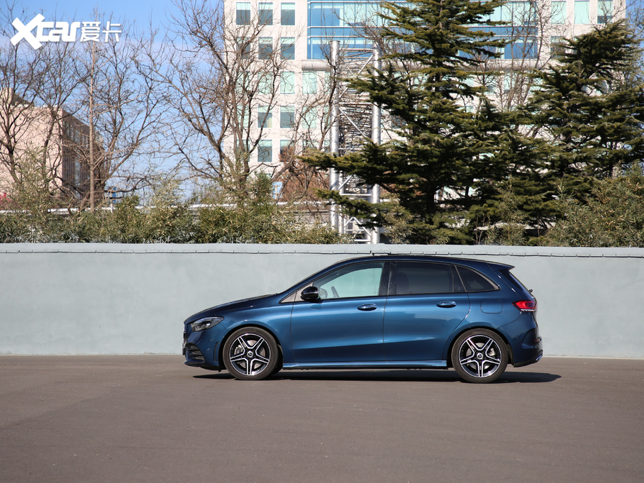 2020YB B 260 4MATIC