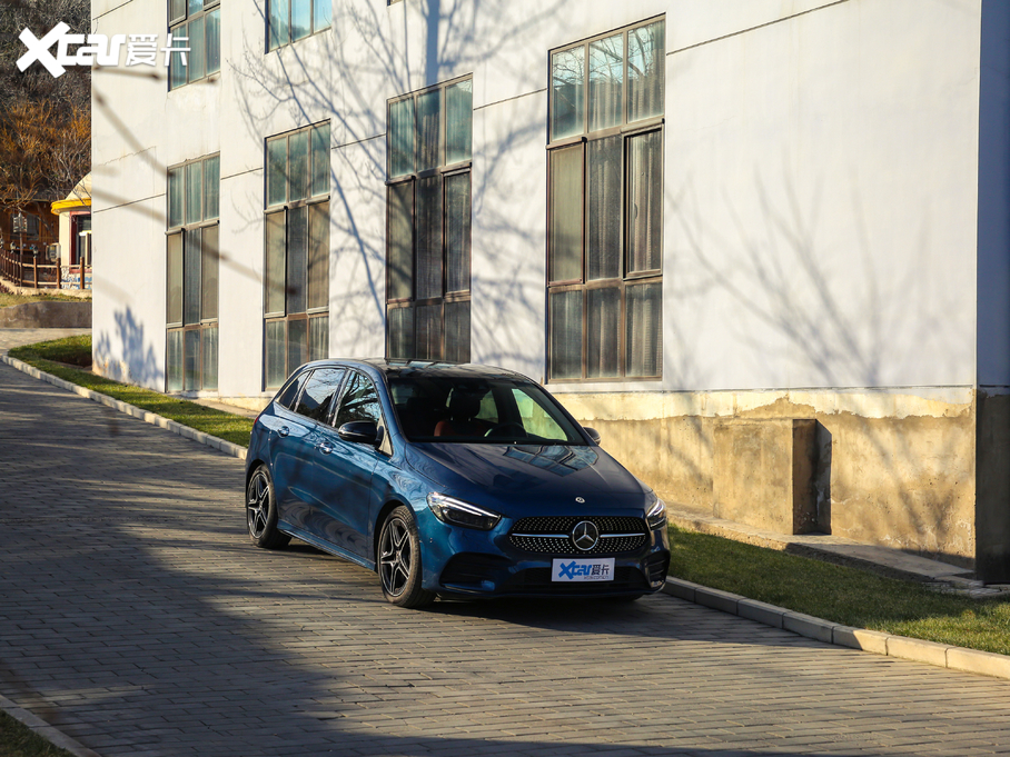 2020YB B 260 4MATIC