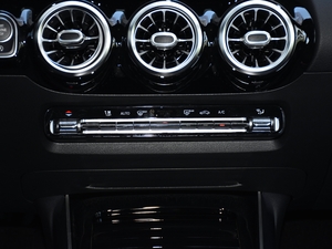 2020B 200 r {(dio){(dio)(ji)