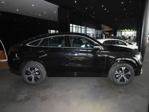 2020GLE 350 4MATIC r w^