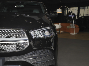 2020GLE 350 4MATIC r 