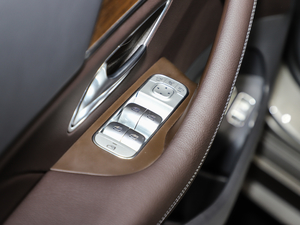 2021GLE 350e 4MATIC  {܇ƅ^	