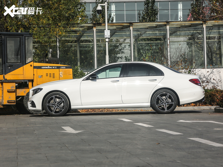 2020YE(M) E 260 \Ӱ