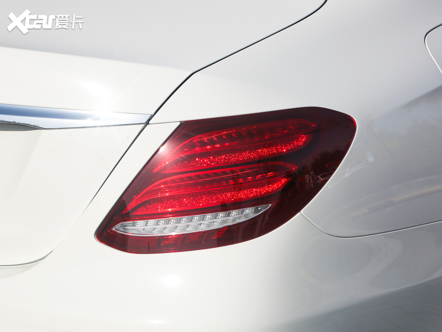 2020YE(M) E 260 \Ӱ