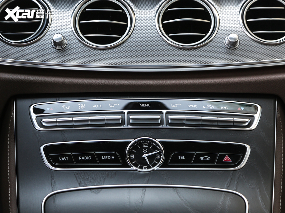 2020YE(M) E 260 \Ӱ