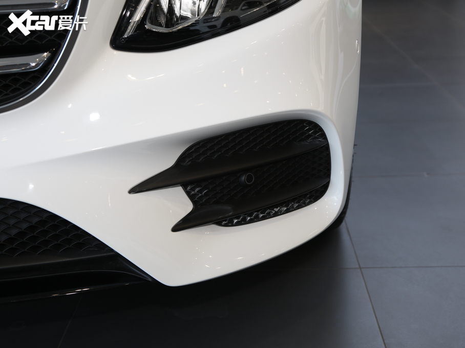 2020YE(M) E 260 \Ӱ