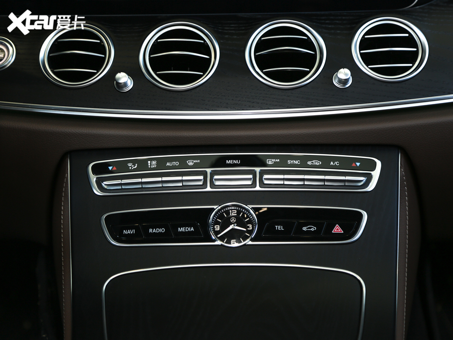 2020YE(M) Ŀ E 260 \Ӱ