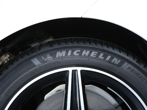 2020Ŀ E 260 \(yn)(dng) ݆̥Ʒ