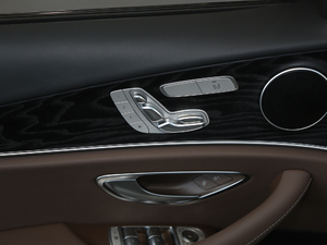 2020Ŀ E 260 \Ӱ {{(dio)(ji)