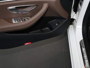 2020Ŀ E 260 \Ӱ ǰTg