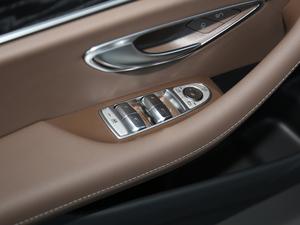 2020Ŀ E 260 \Ӱ {܇ƅ^	