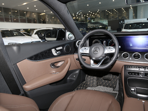 2020Ŀ E 260 \Ӱ п؅^