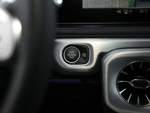 2020G 500 ҹ؄e п؅^