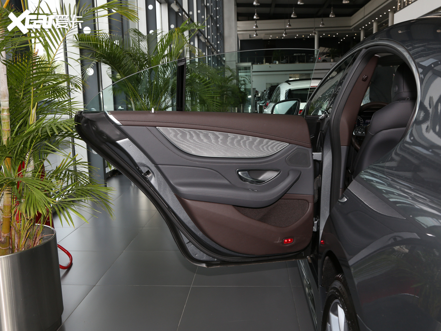 2020YCLS CLS 300 Ӹ