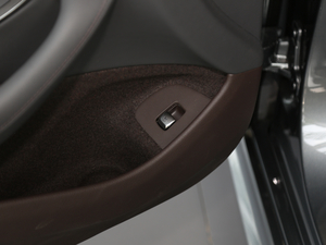 2020CLS 300 Ӹ п؅^