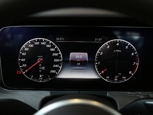 2020款CLS 300 动感型 仪表