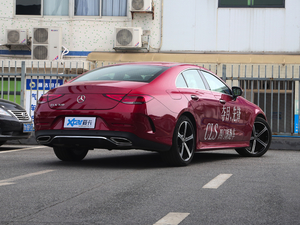 2020款CLS 300 豪华型 整体外观