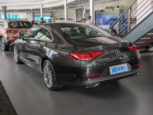 2020款CLS 260 左后45度