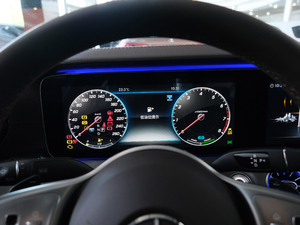 2020款CLS 260 仪表