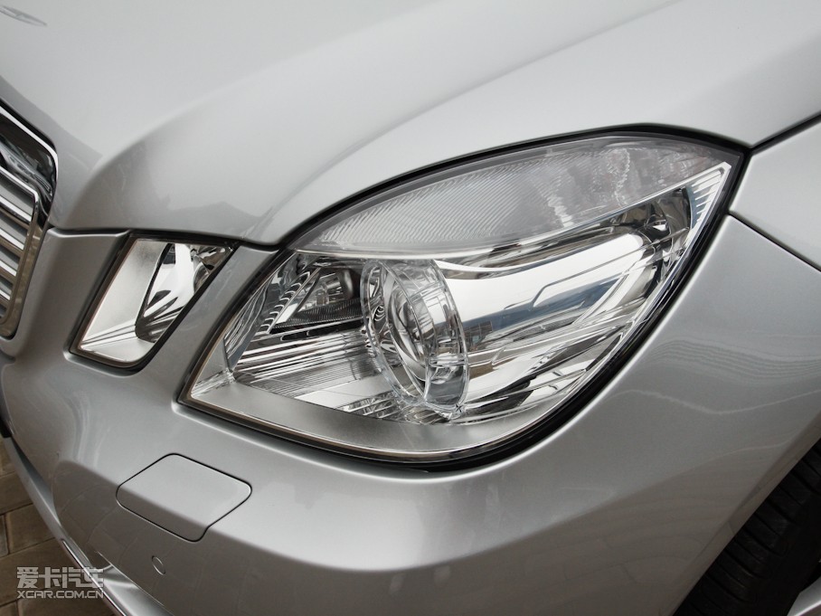 2009YE(M(jn)) E 300 (yu)Ű