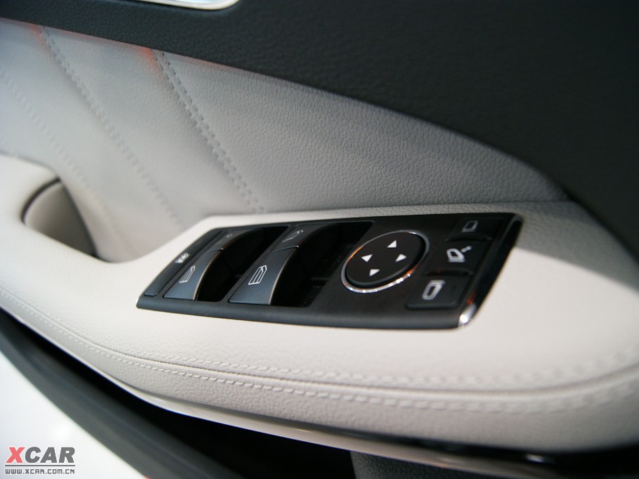 2009YE(M) E 300 rа