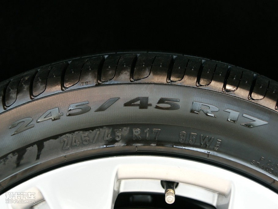 2010YE(M) E 260 CGIrа