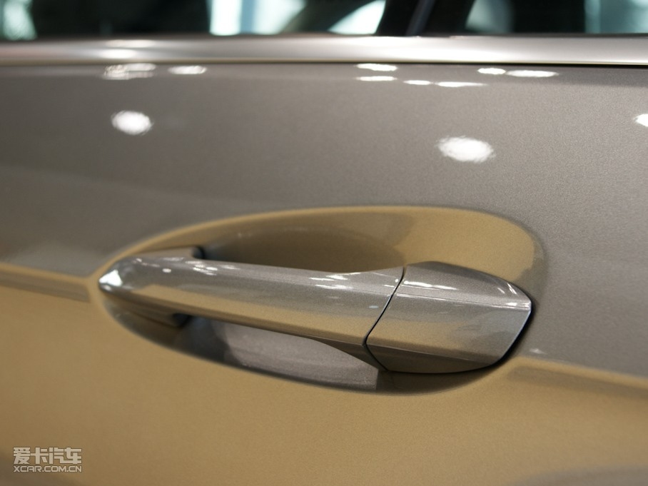 2010YE(M) E 260 CGIrа