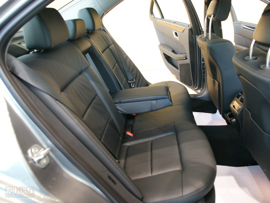 2010YE(M) E 260 CGIrа