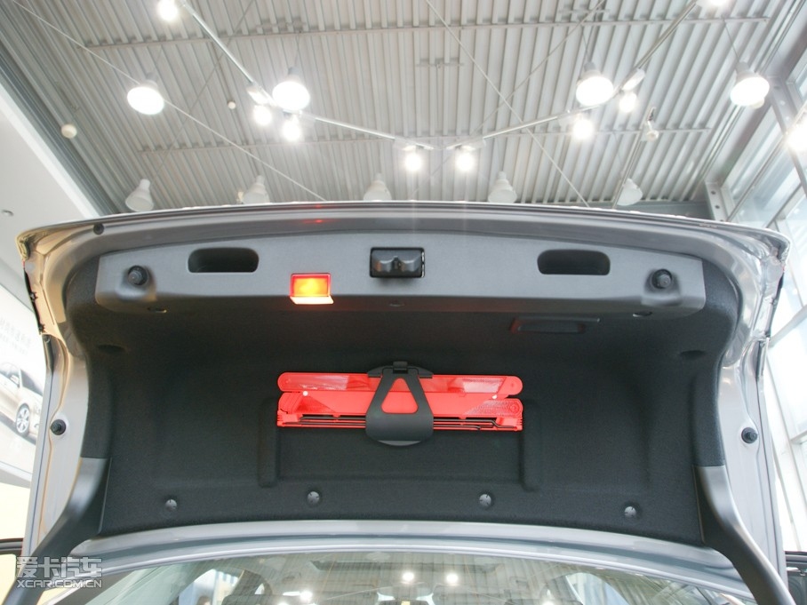 2010YE(j)(M(jn)) E 260 CGIr(sh)а