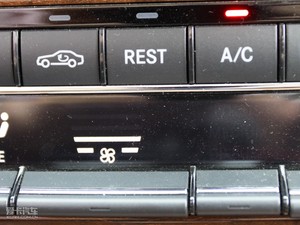 2009E 300 (yu)Ű п؅^(q)