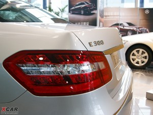 2009E 300 r(sh)а (x)(ji)^