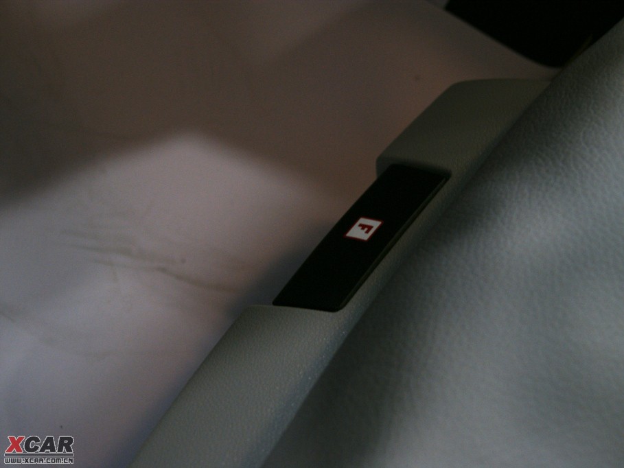 2009YE(M) E 300 rа