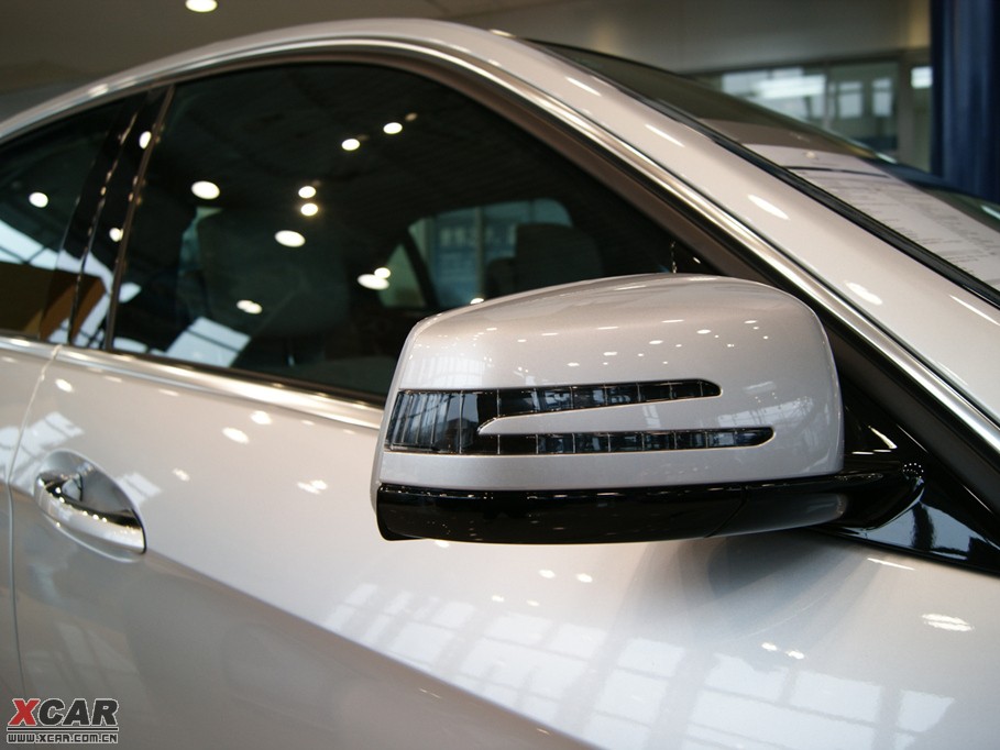 2009YE(M) E 300 rа