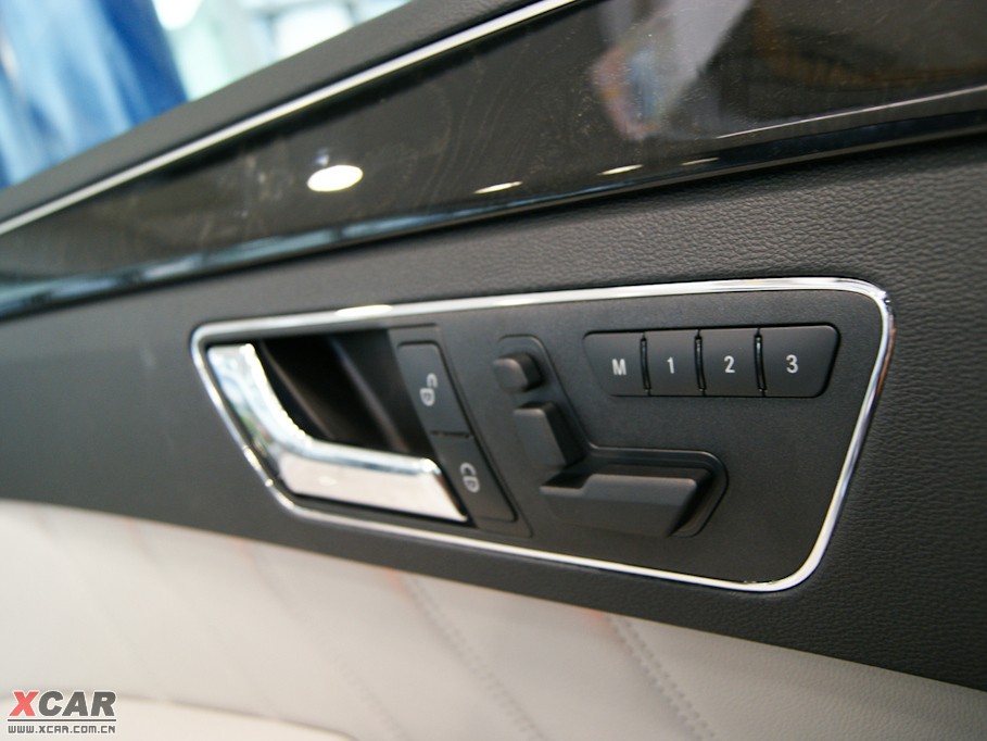 2009YE(M) E 300 rа