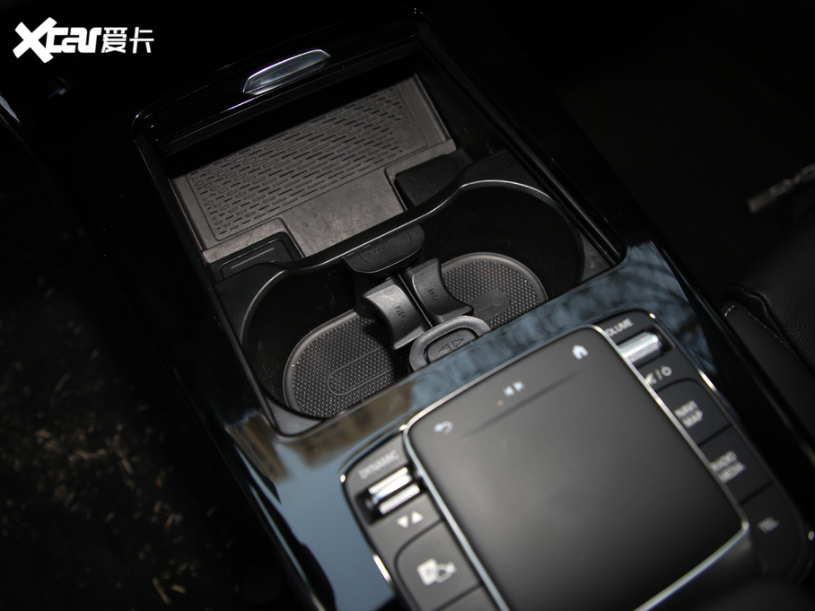 2020��YCLA�C��܇ CLA 260 4MATIC Shooting Brake