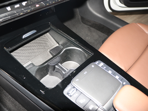 2020��CLA 260 4MATIC Shooting Brake ���g����