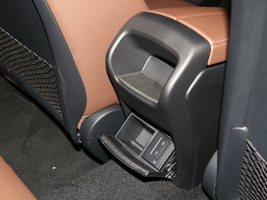 2020��CLA 260 4MATIC Shooting Brake ���g����