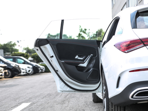 2020CLA 200 Shooting Brake 