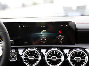 2020��CLA 200 Shooting Brake �п��_�@ʾ��