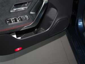 2020��CLA 200 Shooting Brake ǰ�T������g