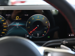 2020��CLA 200 Shooting Brake �п؅^(q��)