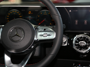 2020��CLA 200 Shooting Brake ����{(di��o)��(ji��)