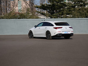 2020��CLA 260 4MATIC Shooting Brake ���w���^