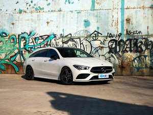 2020��CLA 260 4MATIC Shooting Brake ���w���^