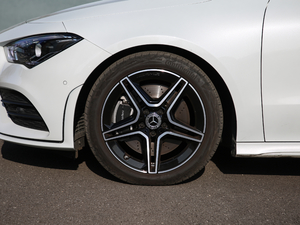 2020��CLA 260 4MATIC Shooting Brake ݆Ȧ